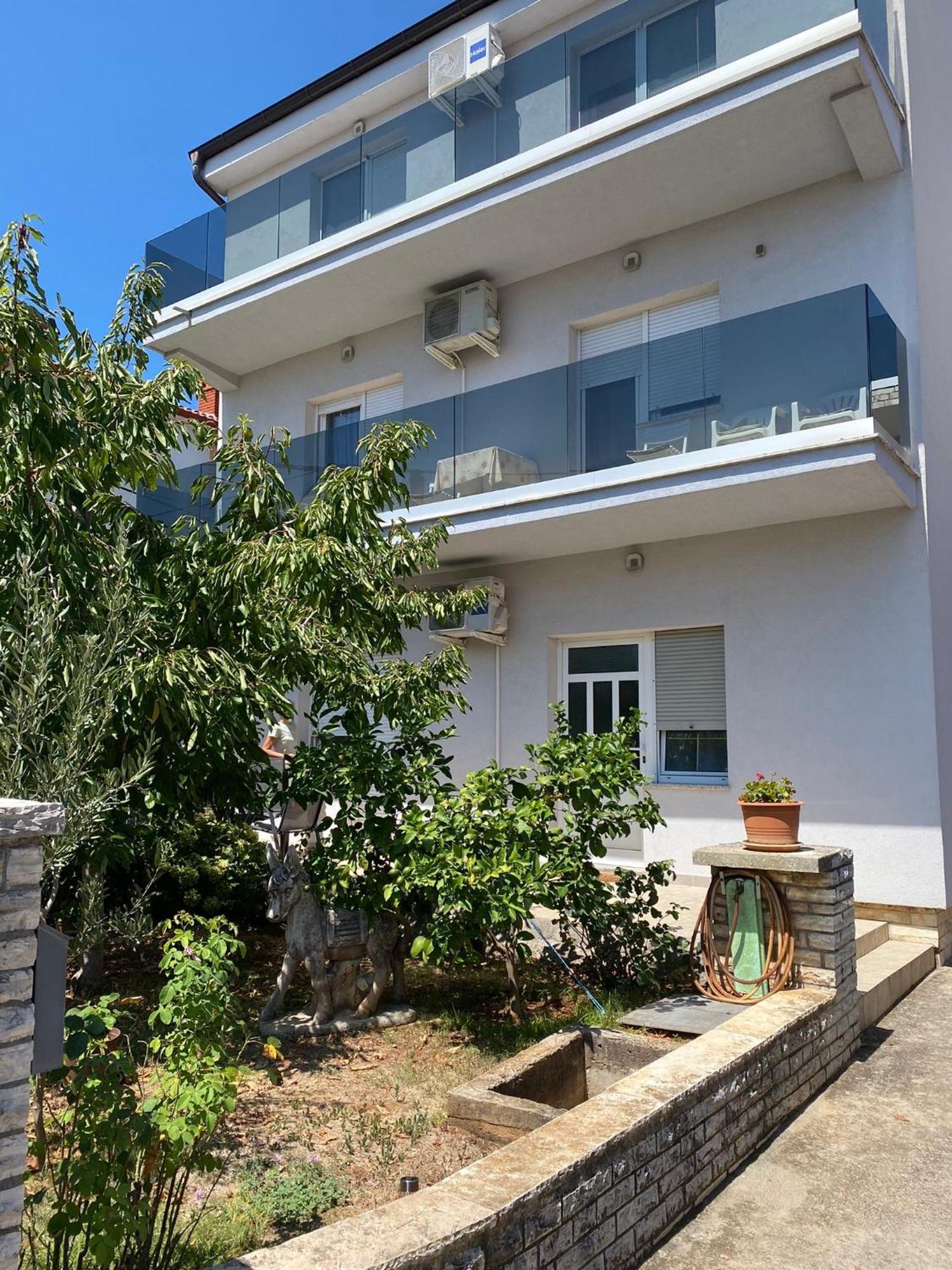 Marin Lägenhet Zadar Exteriör bild